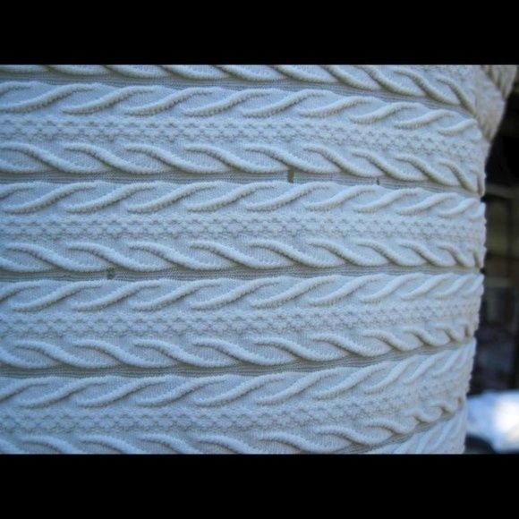 Freebie/ Previously White Textured Patterned Material Shirt Polyester Small - Picture 2 of 7